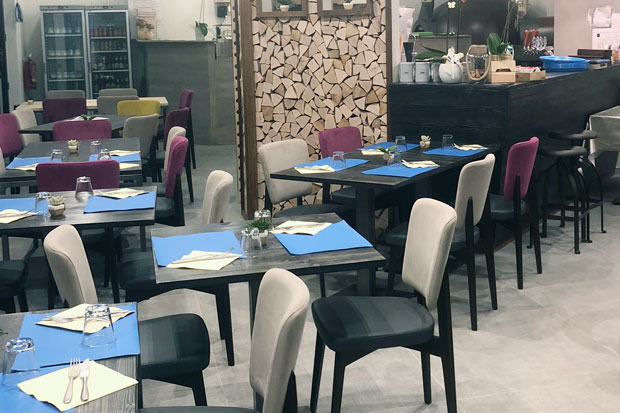 il nostro locale ghiotto ristorante pizzeria Ranica
